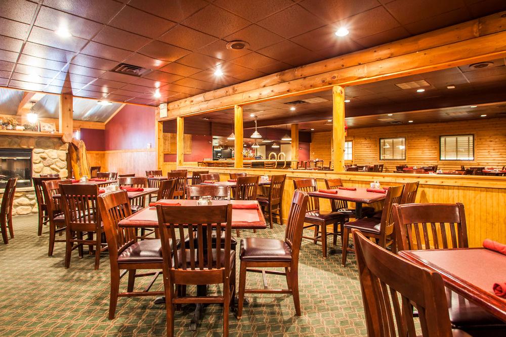 Quality Inn & Suites Ames Conference Center Near Isu Campus Εξωτερικό φωτογραφία