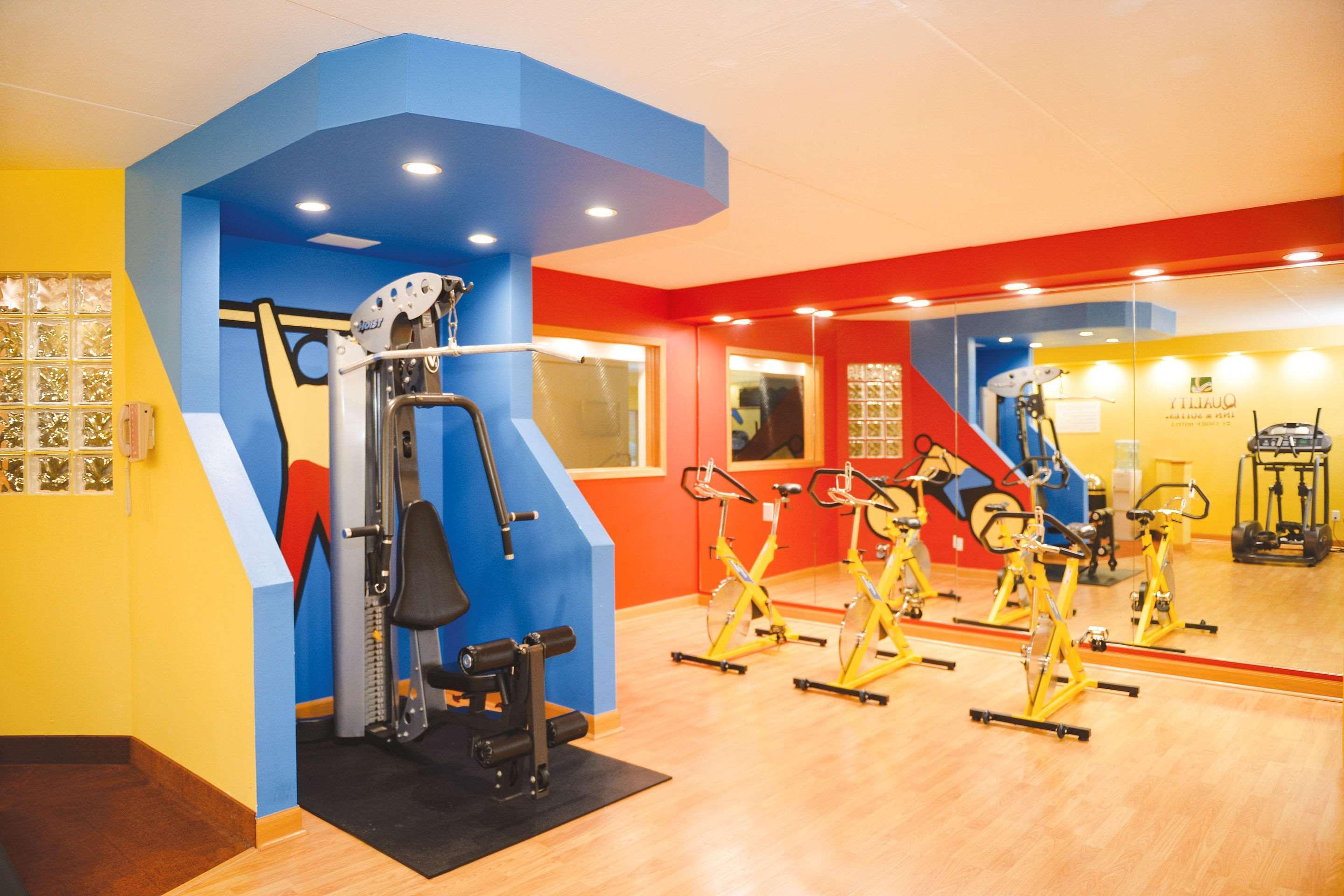 Quality Inn & Suites Ames Conference Center Near Isu Campus Εξωτερικό φωτογραφία