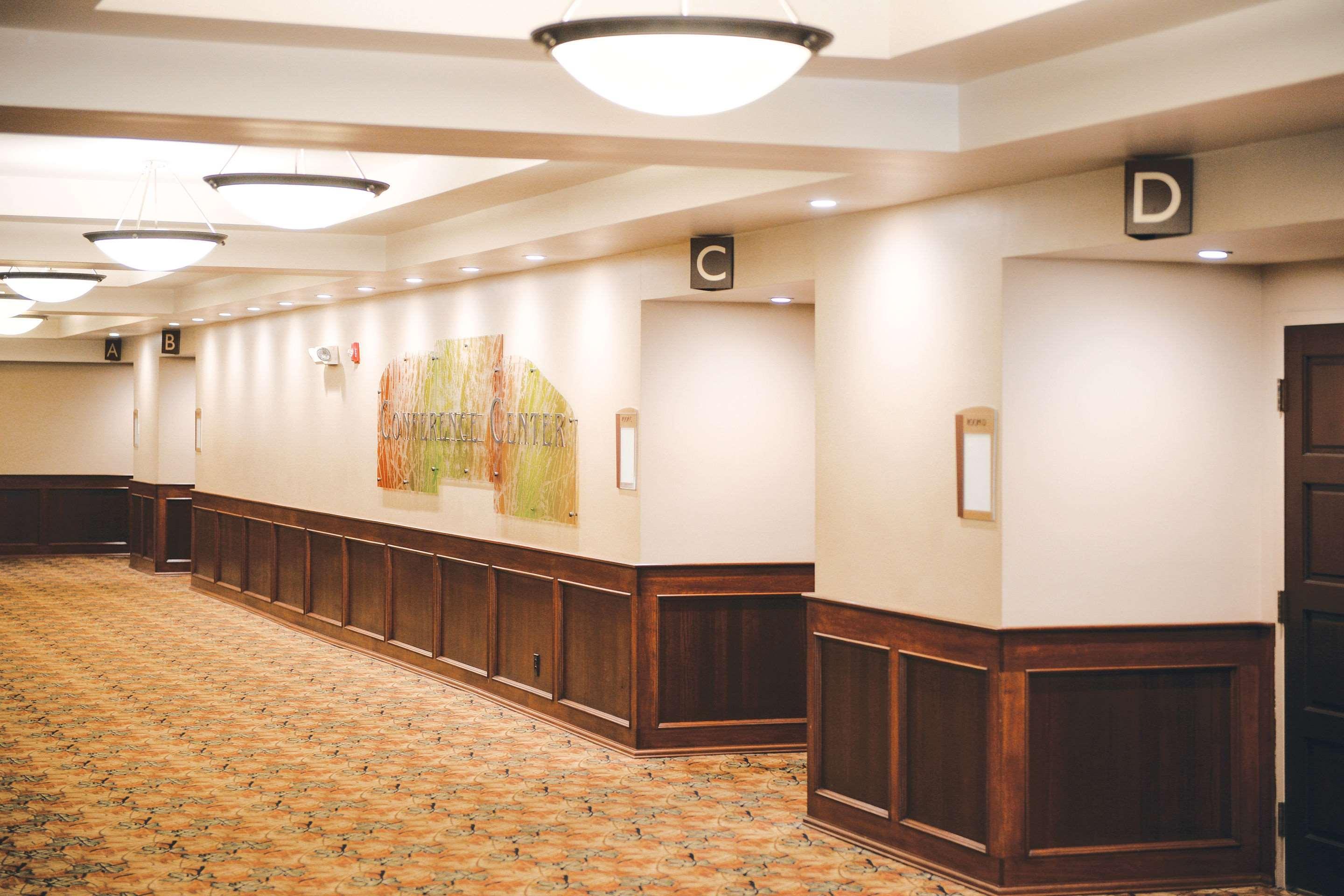 Quality Inn & Suites Ames Conference Center Near Isu Campus Εξωτερικό φωτογραφία