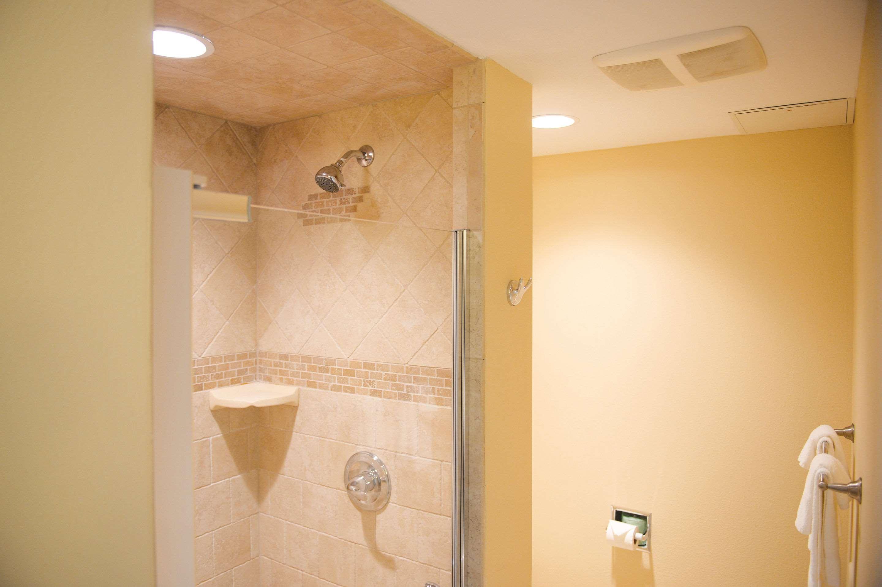 Quality Inn & Suites Ames Conference Center Near Isu Campus Εξωτερικό φωτογραφία