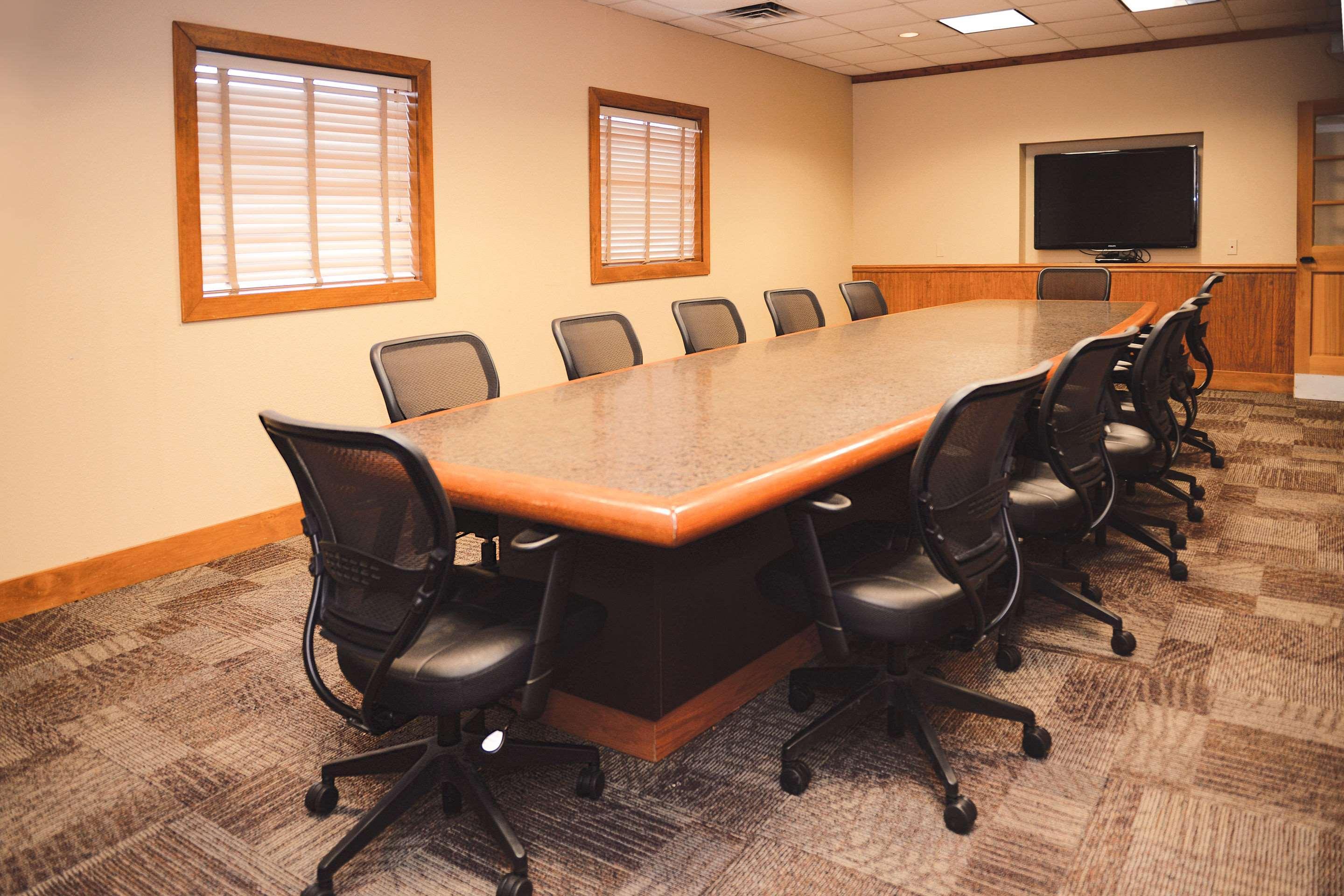 Quality Inn & Suites Ames Conference Center Near Isu Campus Εξωτερικό φωτογραφία